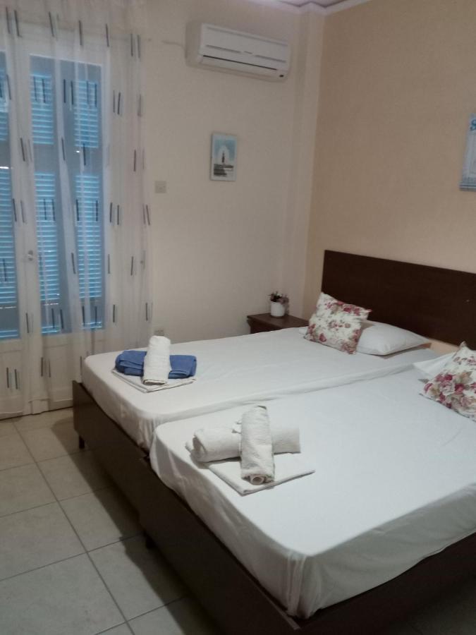 Agnes Rooms Kini Esterno foto